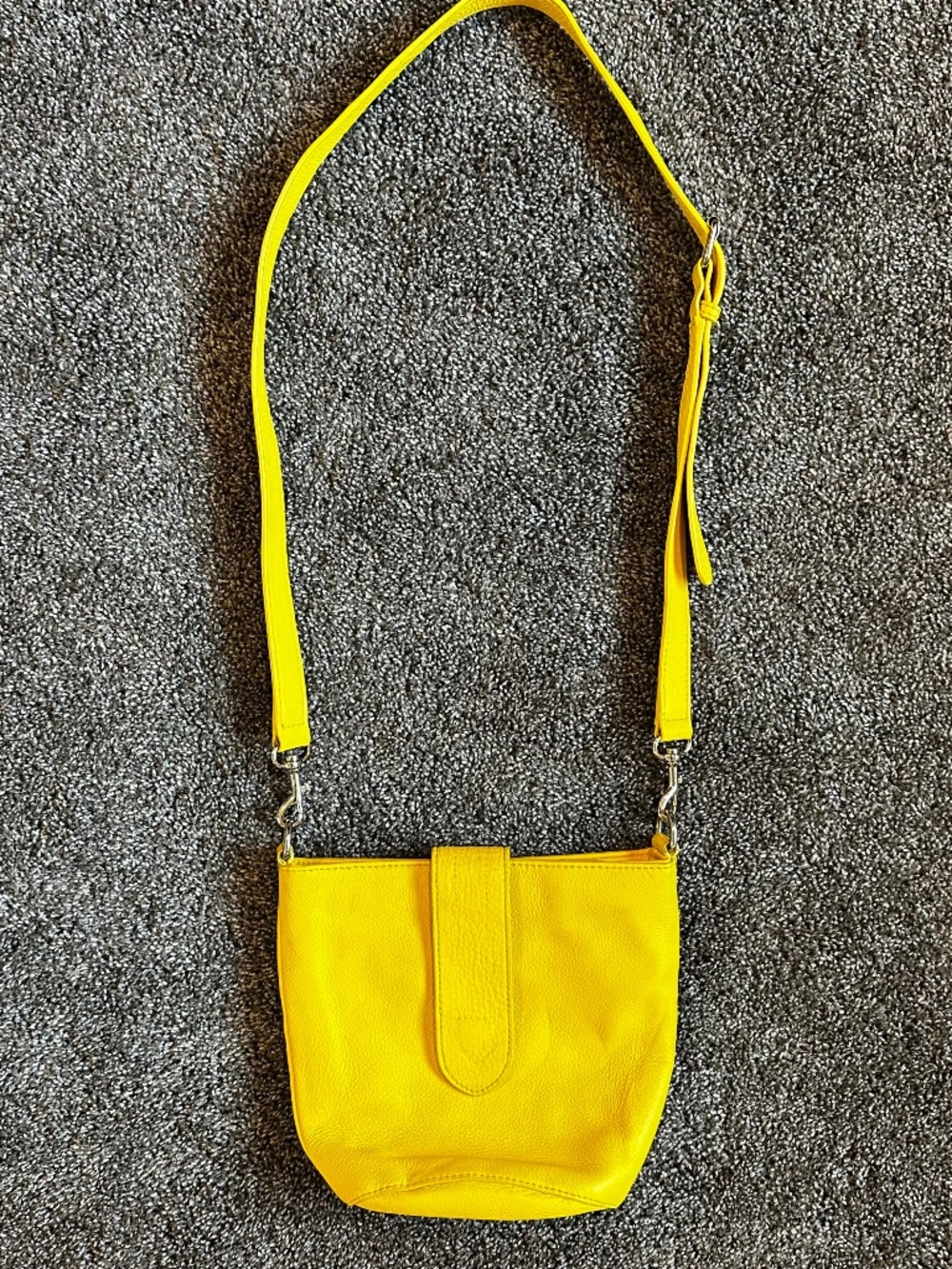 Talbots Yellow leather small shoulder bag